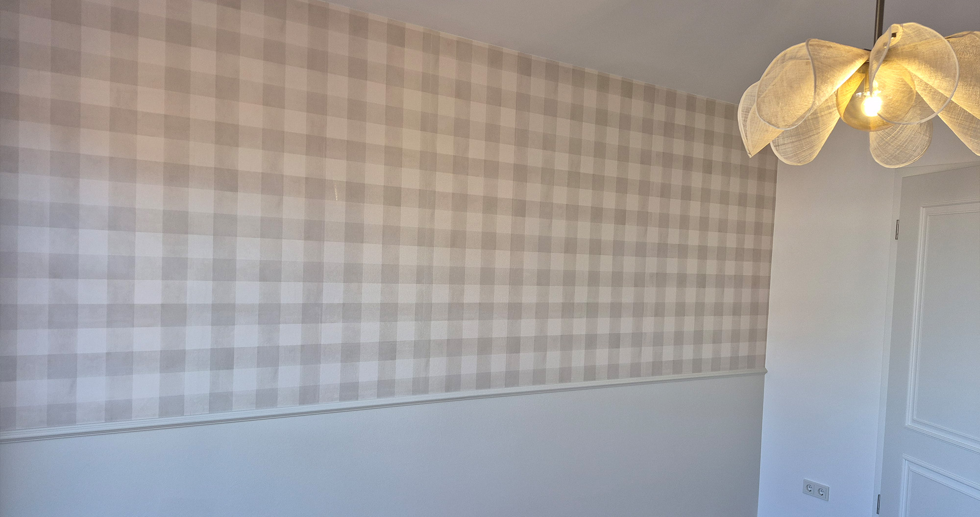 Frisch gestrichene Wand